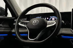 harmaa Volkswagen Tiguan 2025 kuva 19.