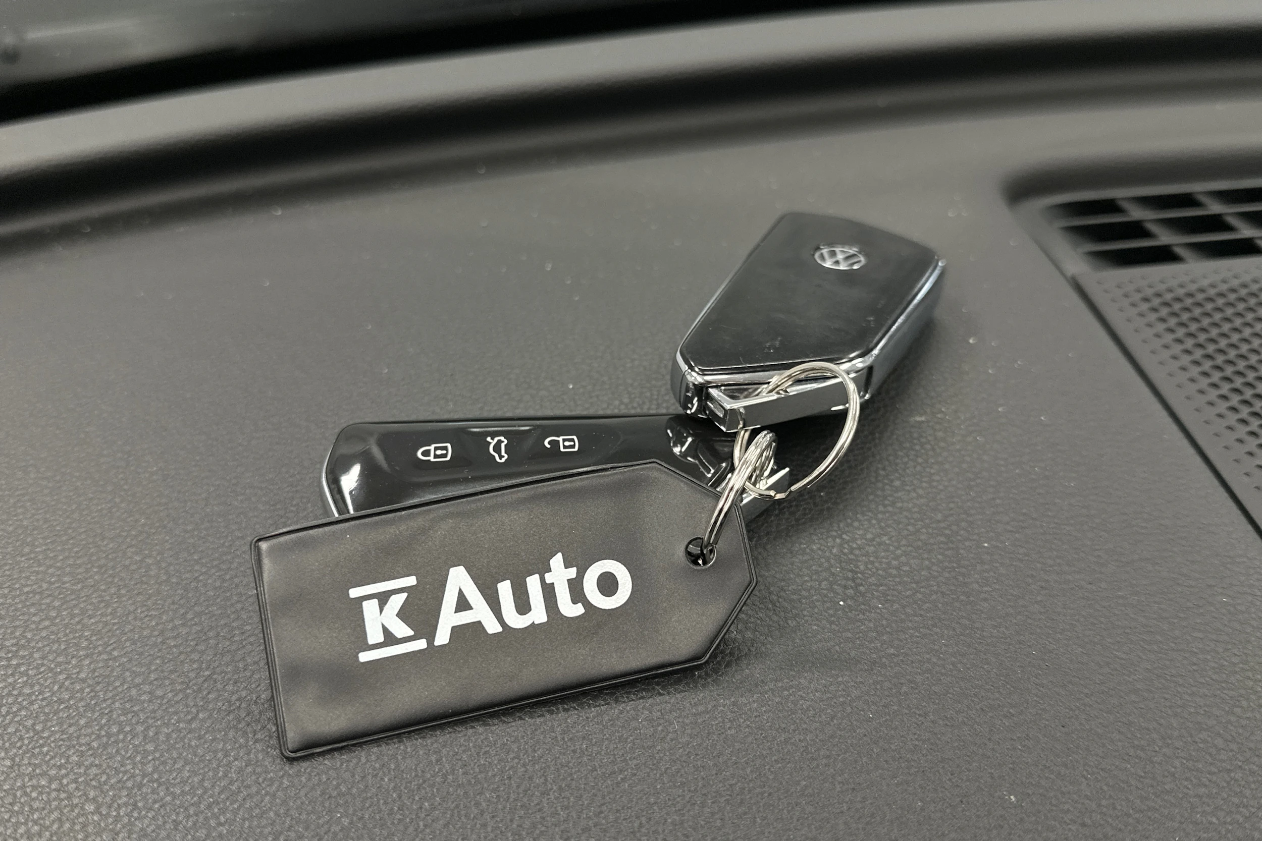 harmaa Volkswagen Tiguan 2025 kuva 31.