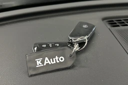 harmaa Volkswagen Tiguan 2025 kuva 31.