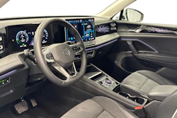 valkoinen Volkswagen Tiguan 2025 kuva 8.
