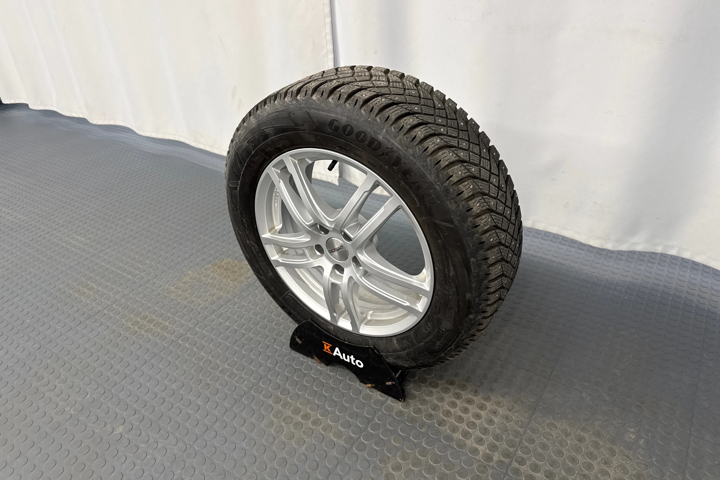 valkoinen Volkswagen Tiguan 2025 kuva 13.