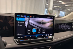 valkoinen Volkswagen Tiguan 2025 kuva 22.