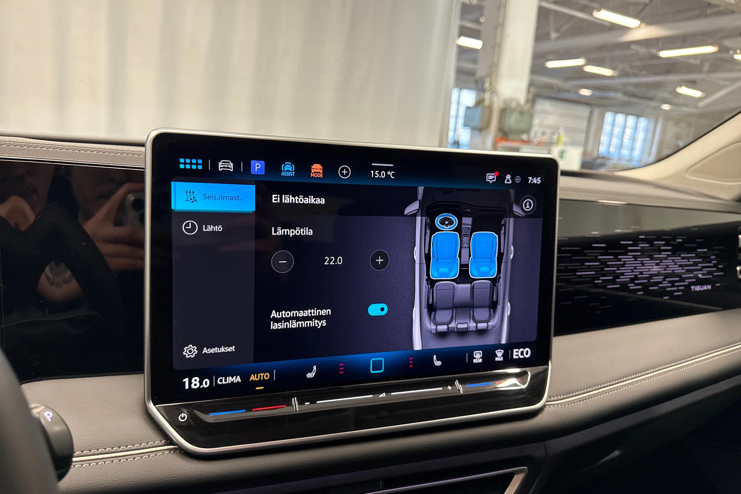valkoinen Volkswagen Tiguan 2025 kuva 23.