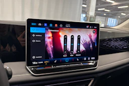 valkoinen Volkswagen Tiguan 2025 kuva 26.
