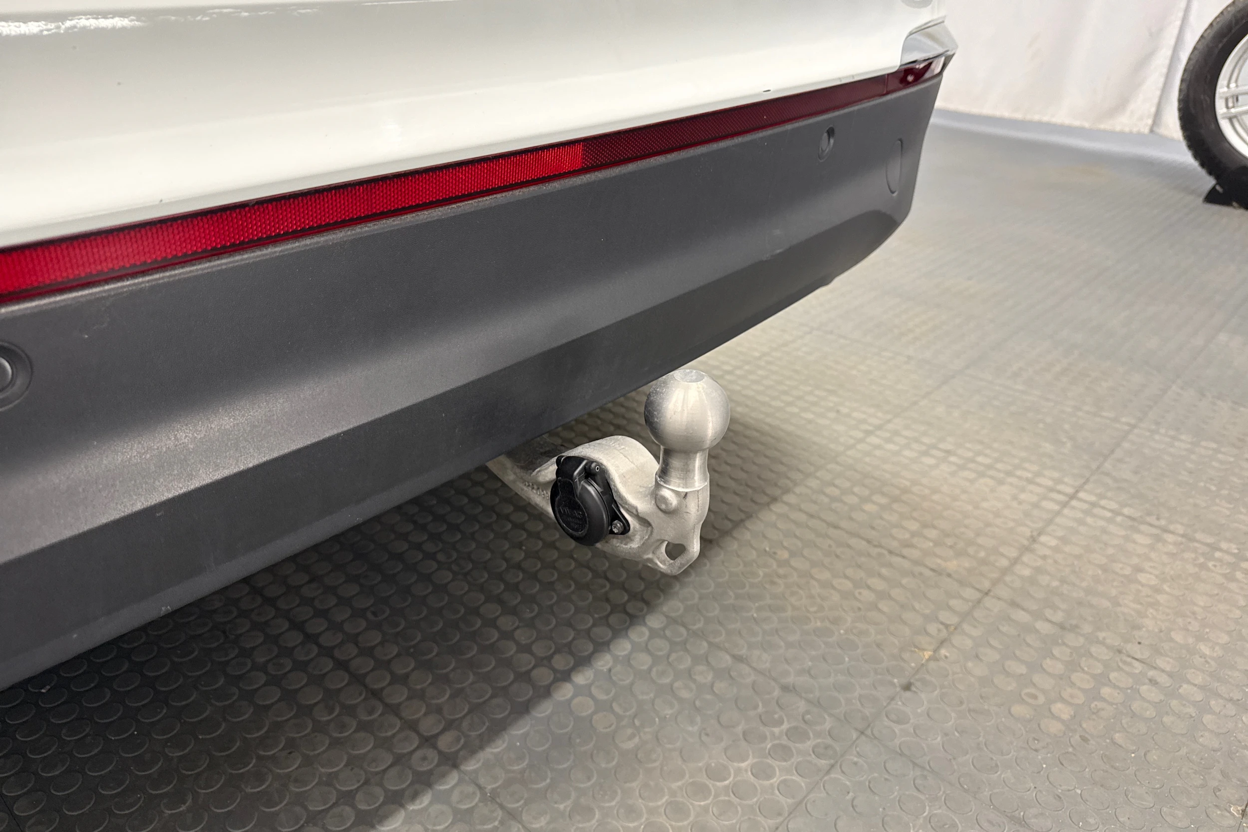 valkoinen Volkswagen Tiguan 2025 kuva 34.