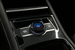 harmaa Volkswagen Tiguan 2025 kuva 23.
