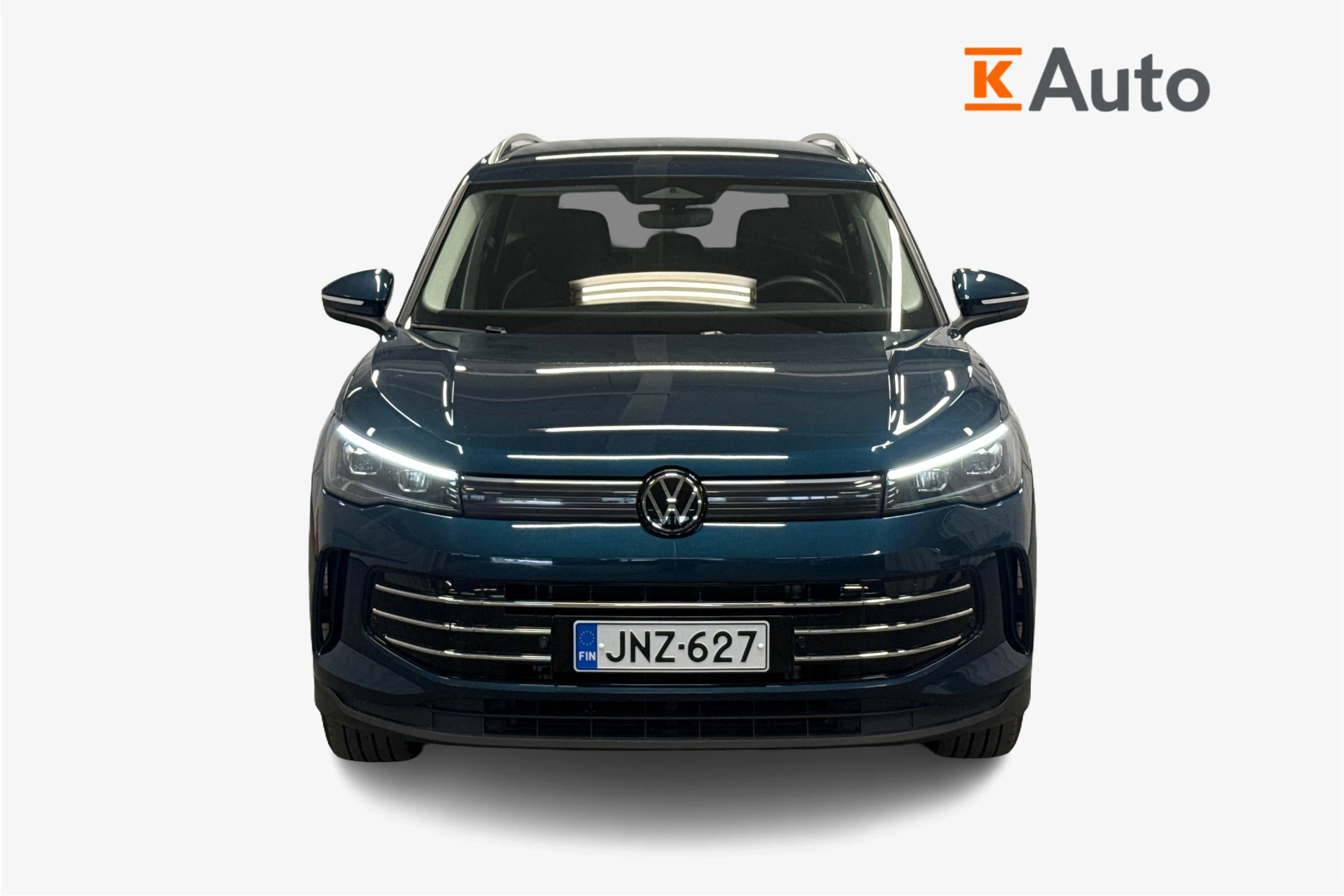 sininen Volkswagen Tiguan 2025 kuva 5.