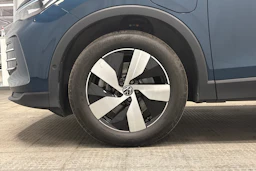 sininen Volkswagen Tiguan 2025 kuva 13.