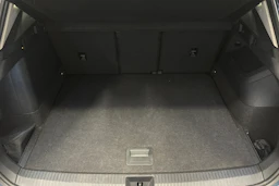 sininen Volkswagen Tiguan 2025 kuva 29.