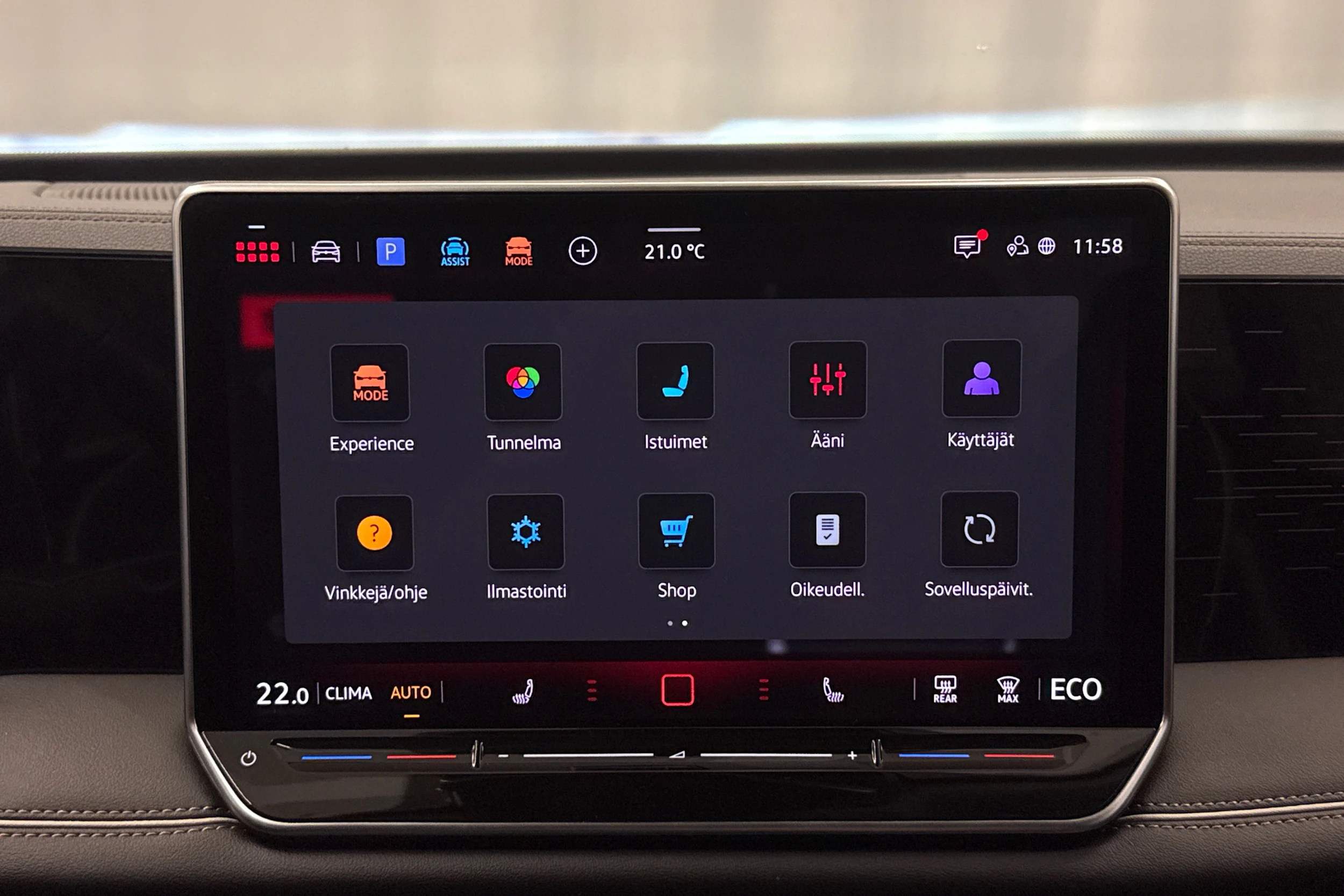 valkoinen Volkswagen Tiguan 2025 kuva 25.