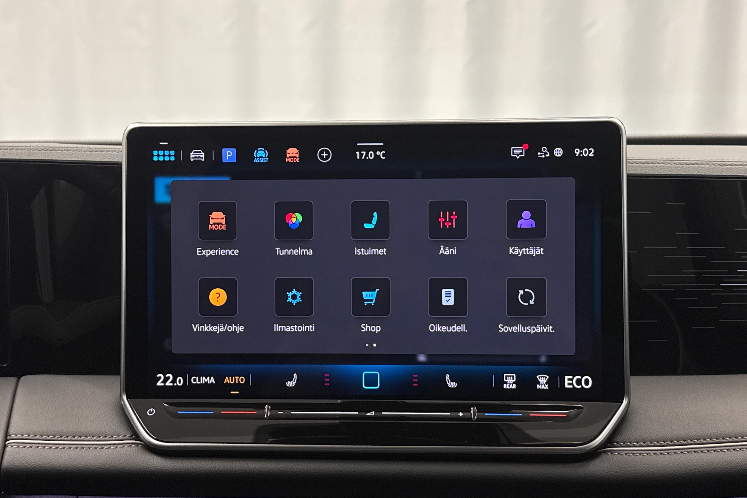 harmaa Volkswagen Tiguan 2025 kuva 25.