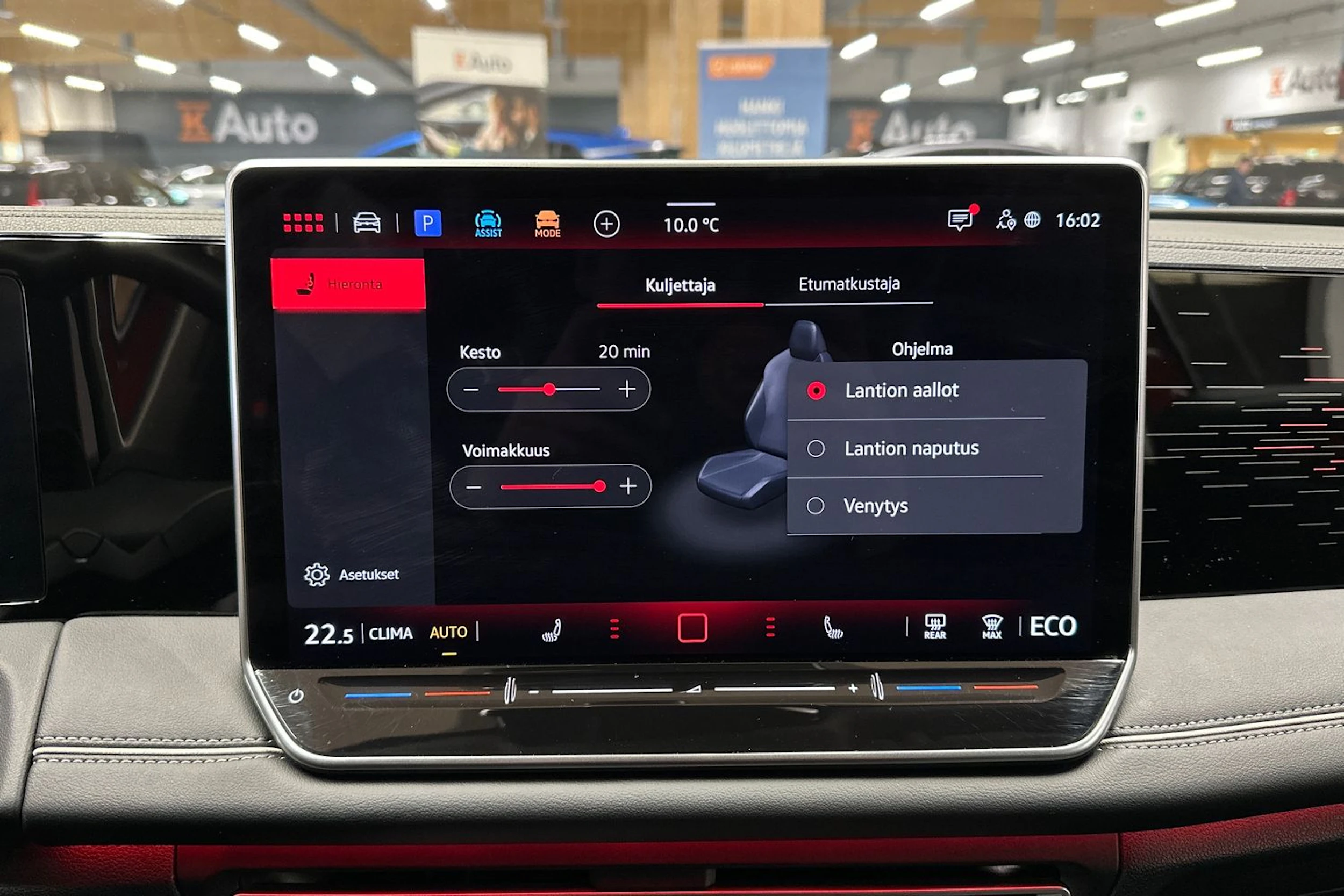 met. oranssi Volkswagen Tiguan 2025 kuva 14.