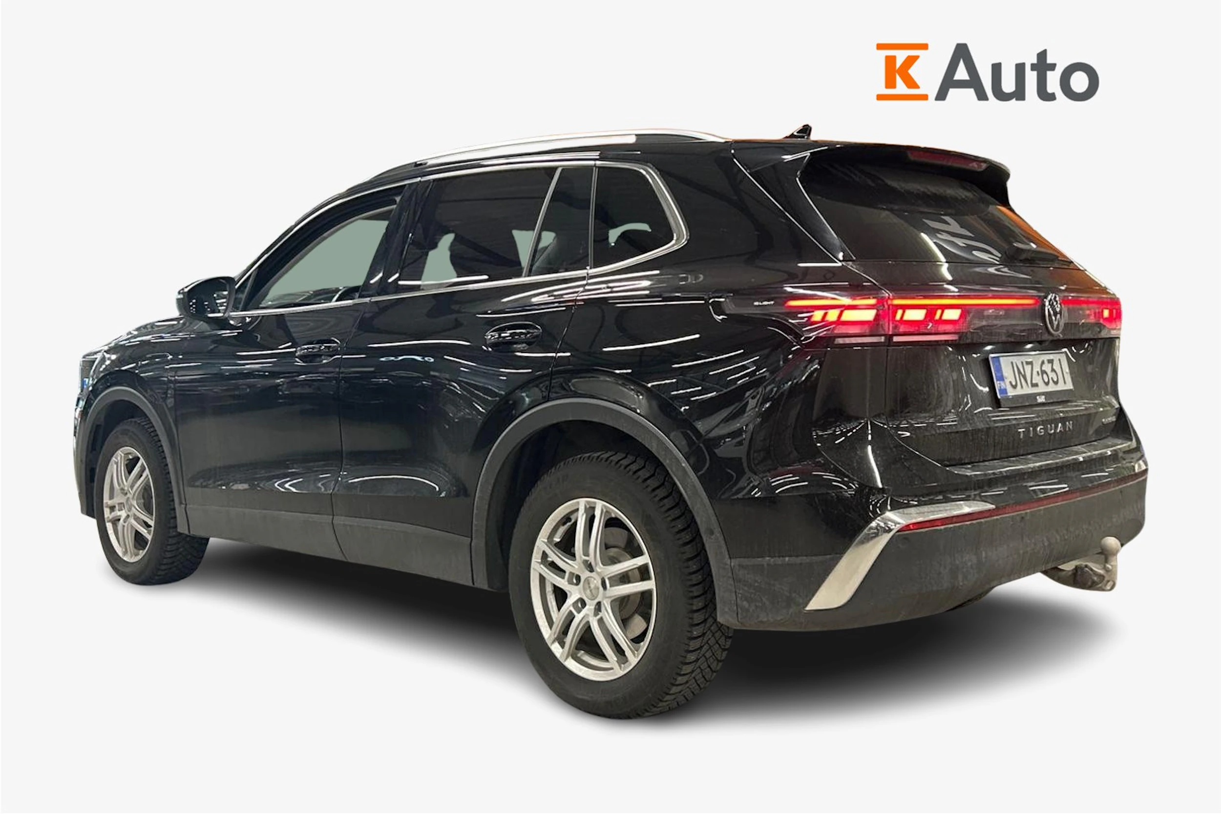musta Volkswagen Tiguan 2025 kuva 2.