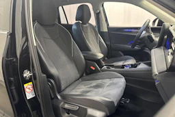 musta Volkswagen Tiguan 2025 kuva 11.