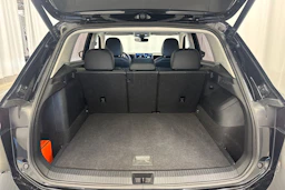 musta Volkswagen Tiguan 2025 kuva 12.