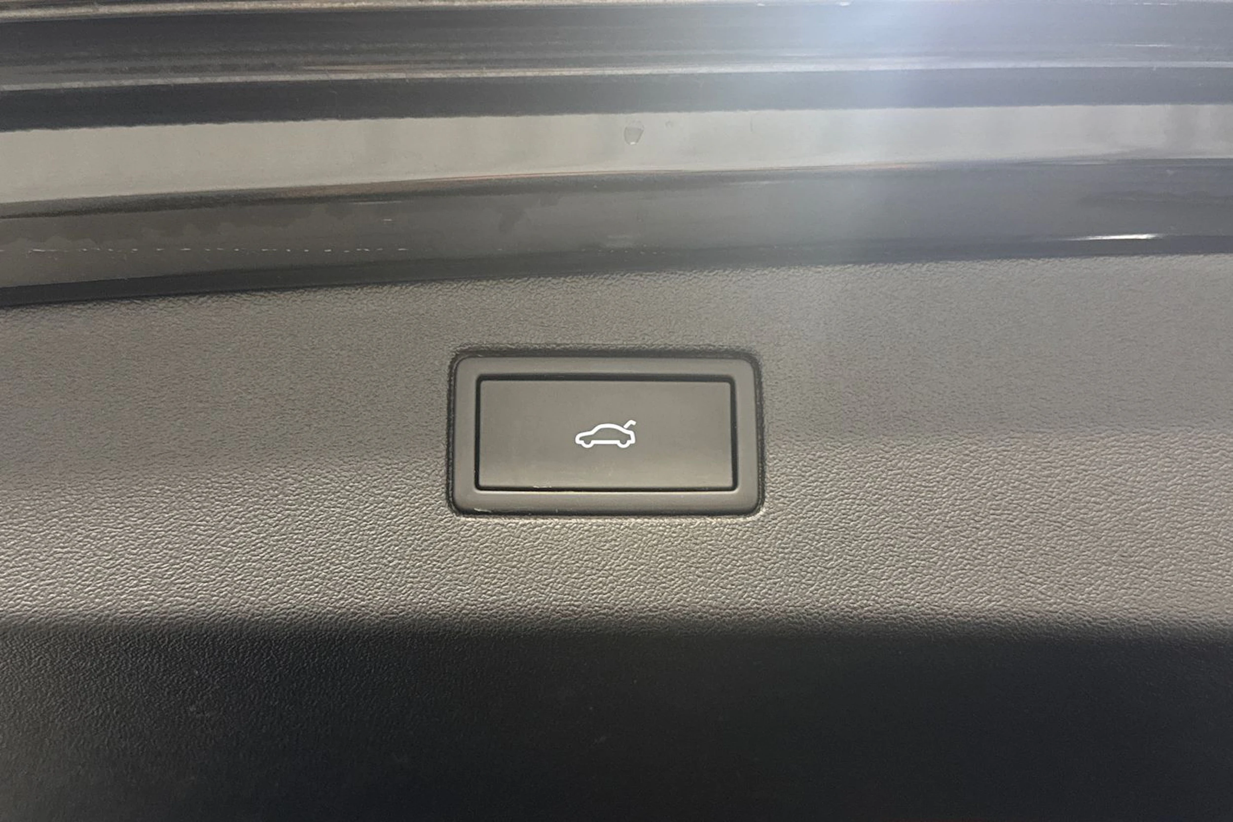 musta Volkswagen Tiguan 2025 kuva 13.