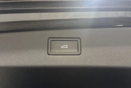 musta Volkswagen Tiguan 2025 kuva 13.