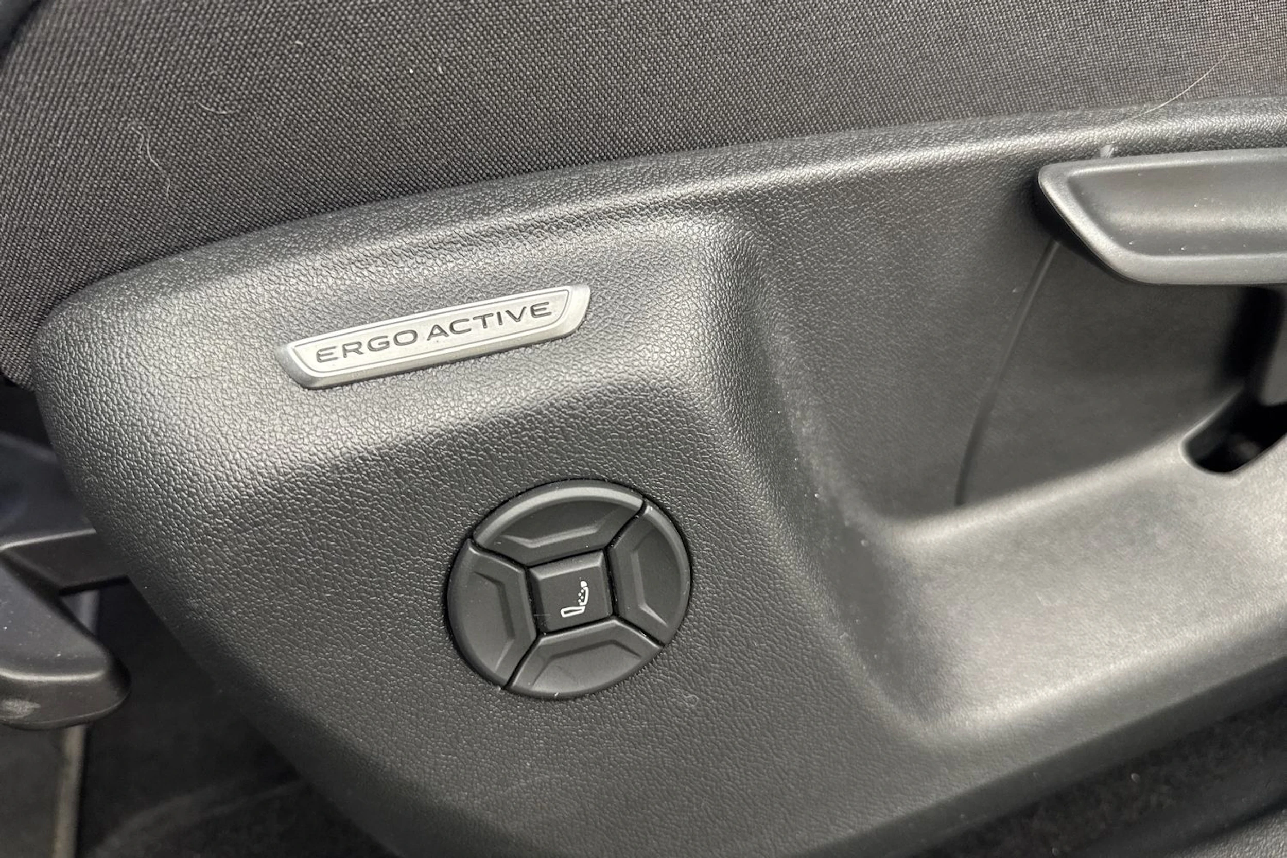 musta Volkswagen Tiguan 2025 kuva 17.