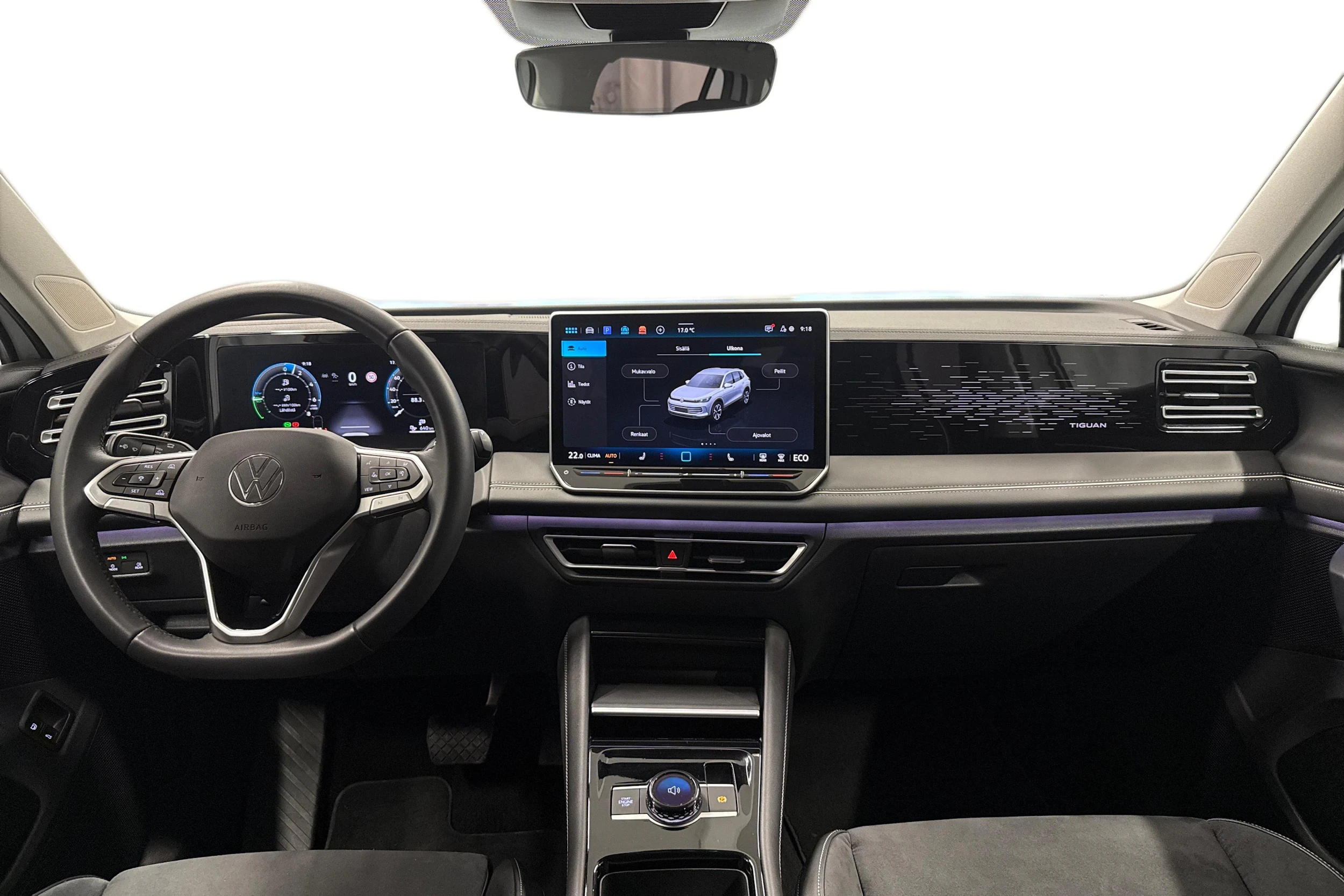 valkoinen Volkswagen Tiguan 2025 kuva 9.