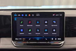 valkoinen Volkswagen Tiguan 2025 kuva 24.