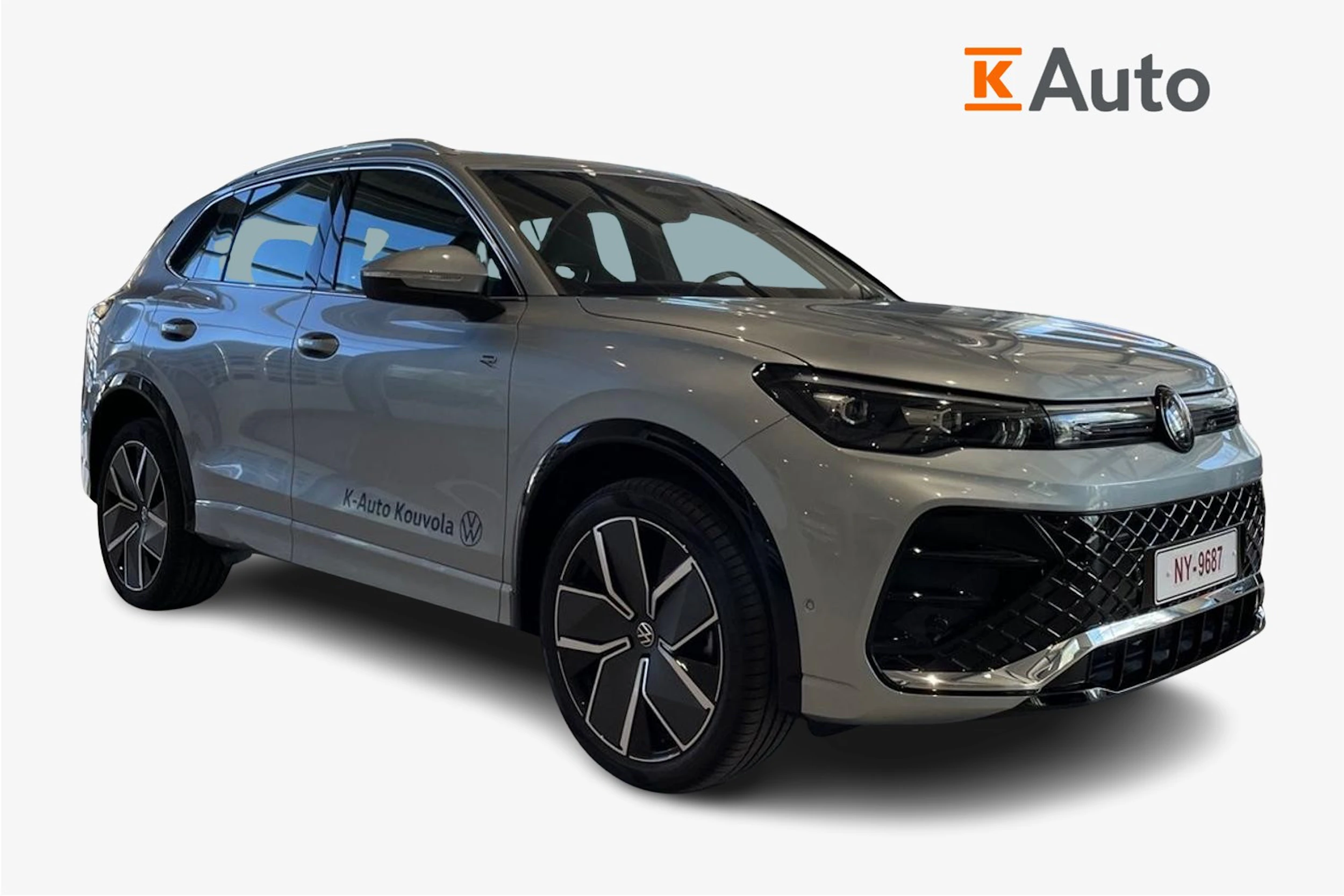 harmaa Volkswagen Tiguan 2025 kuva 1.