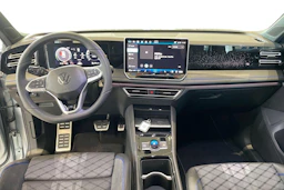 harmaa Volkswagen Tiguan 2025 kuva 7.