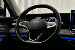 musta Volkswagen Tiguan 2025 kuva 20.
