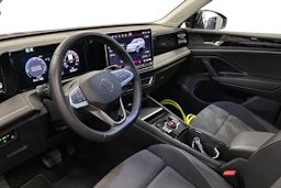 musta Volkswagen Tiguan 2025 kuva 3.