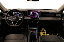musta Volkswagen Tiguan 2025 kuva 9.