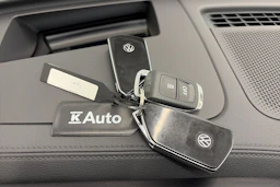 harmaa Volkswagen Tiguan 2025 kuva 33.