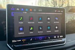 Vihreä Volkswagen Tiguan 2025 kuva 15.