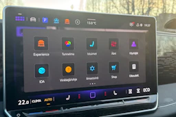 Vihreä Volkswagen Tiguan 2025 kuva 16.