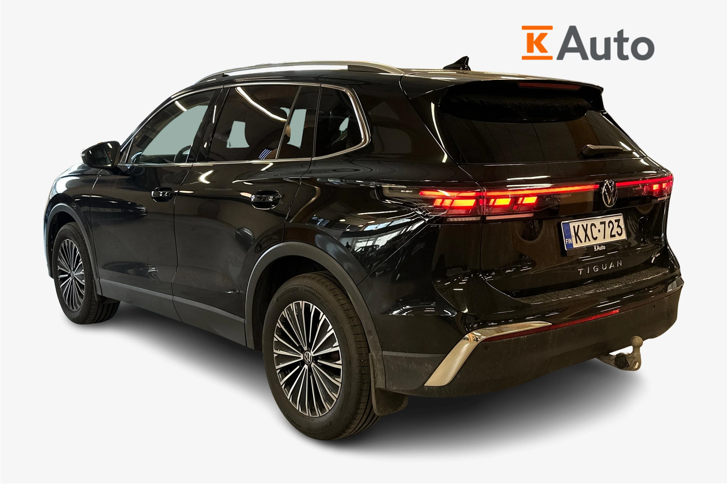 Musta Volkswagen Tiguan 2025 kuva 2.