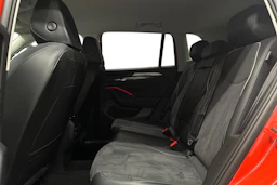 Oranssi Volkswagen Tiguan 2025 kuva 8.