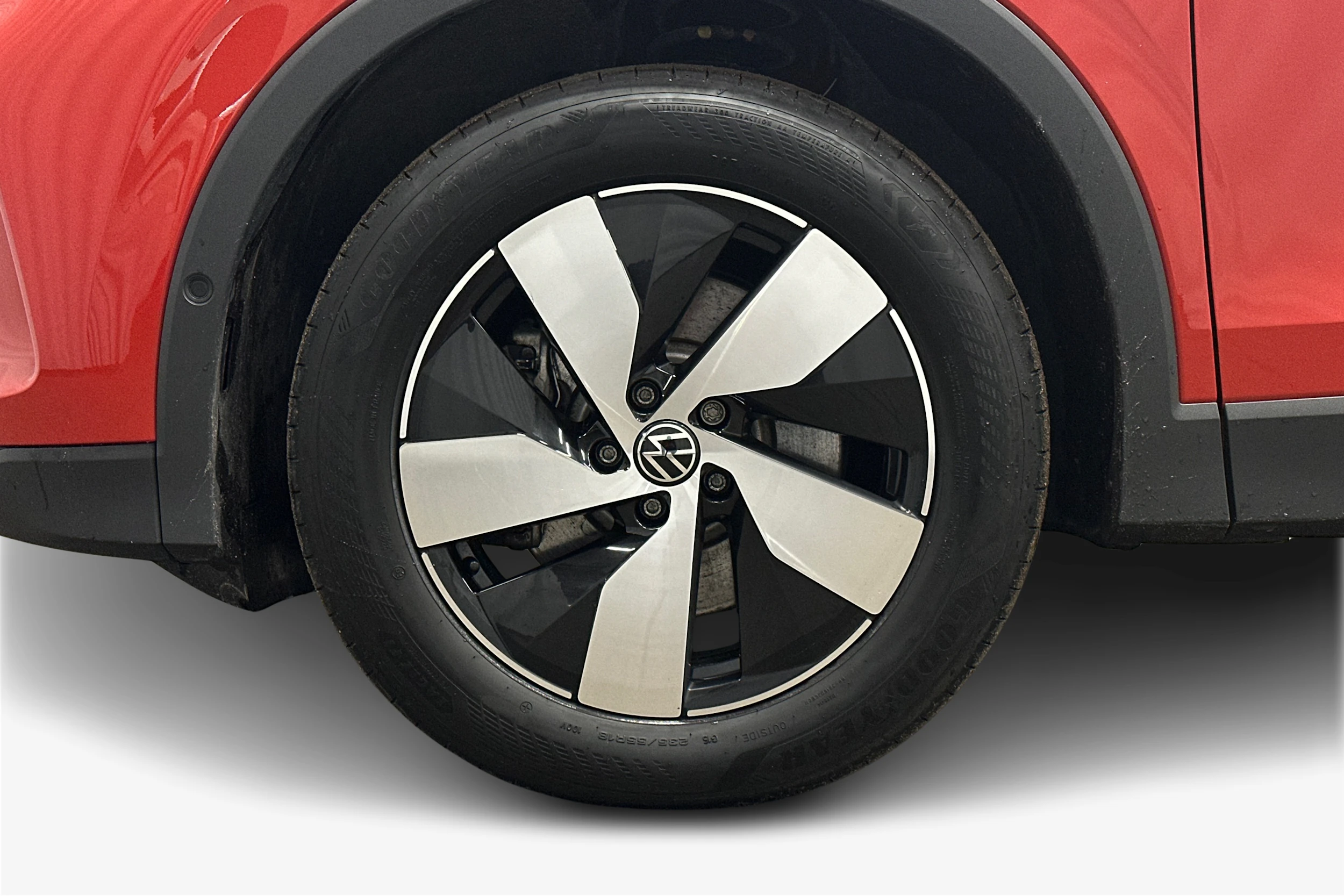Oranssi Volkswagen Tiguan 2025 kuva 9.
