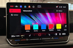 Oranssi Volkswagen Tiguan 2025 kuva 25.