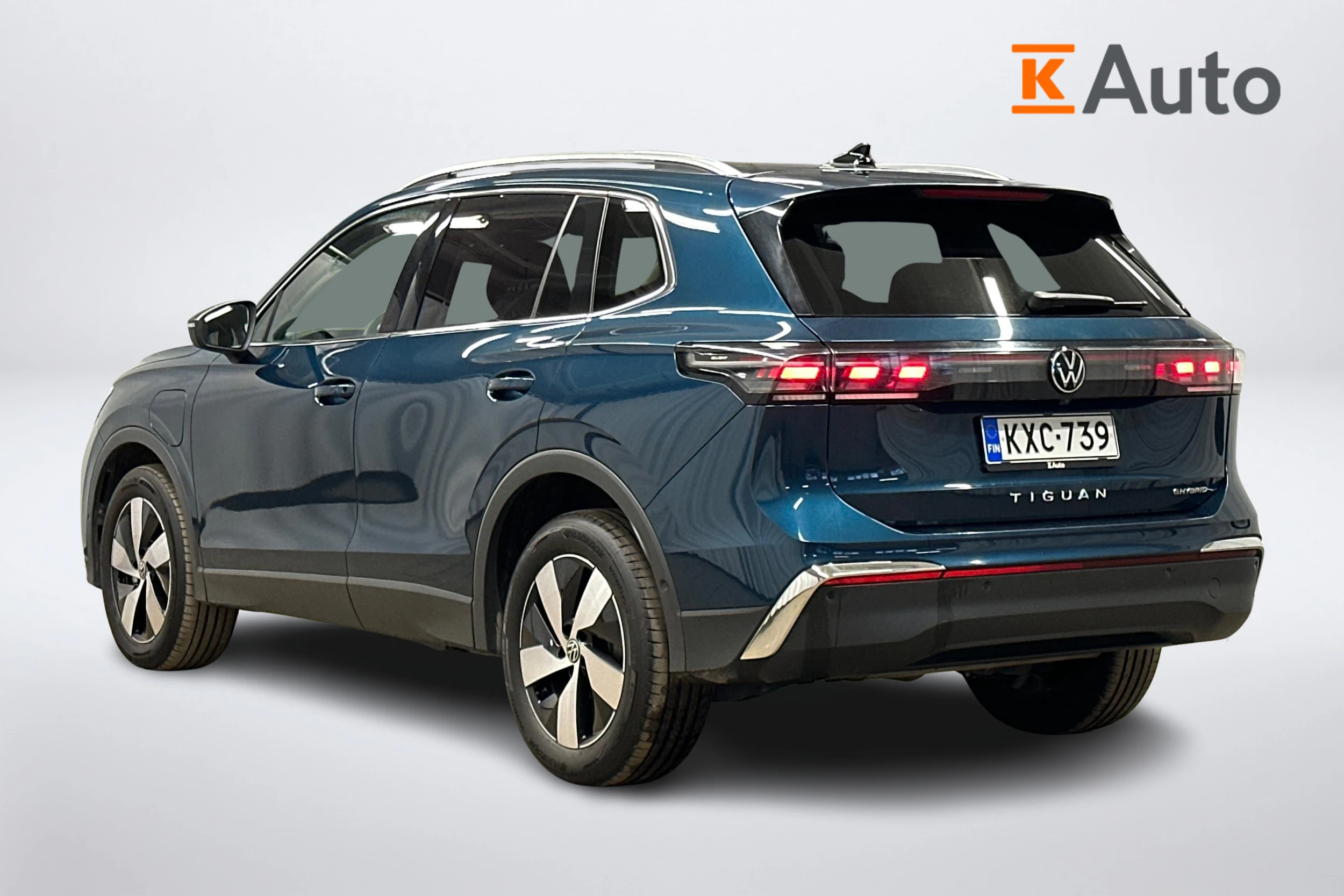 sininen Volkswagen Tiguan 2025 kuva 3.