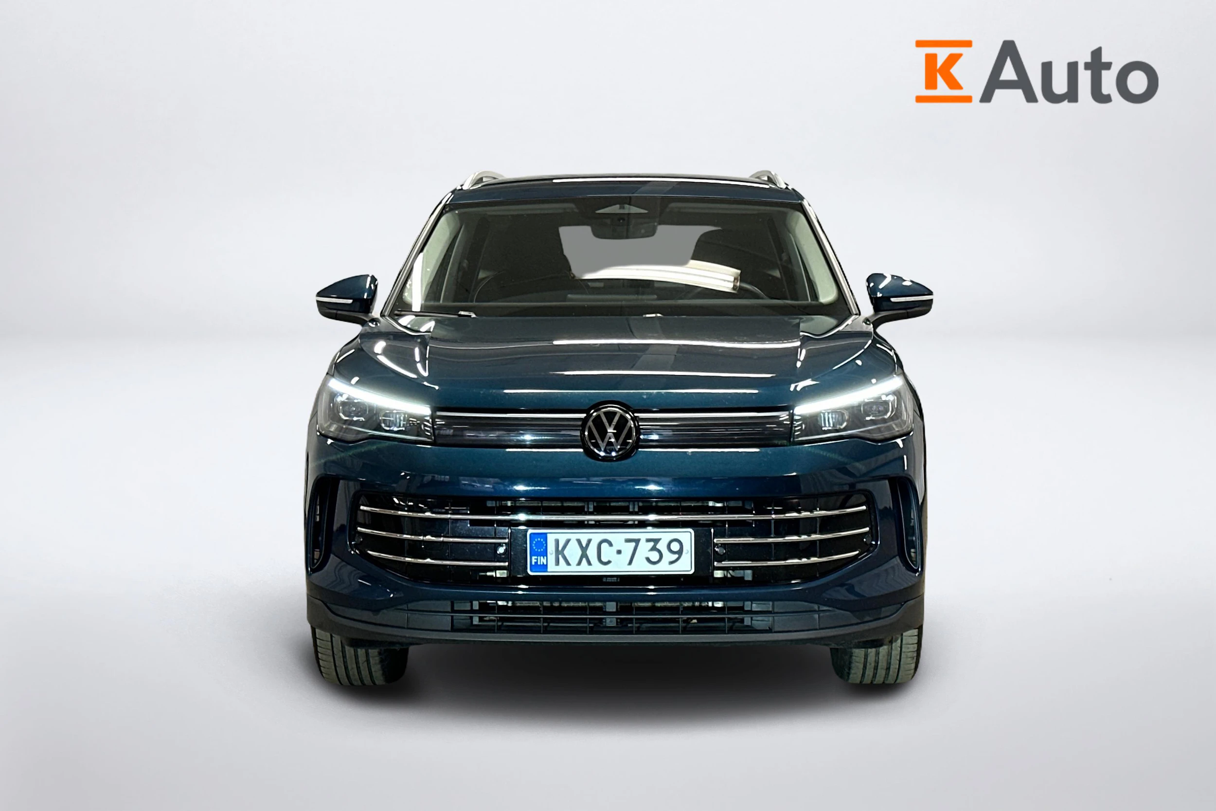 sininen Volkswagen Tiguan 2025 kuva 5.