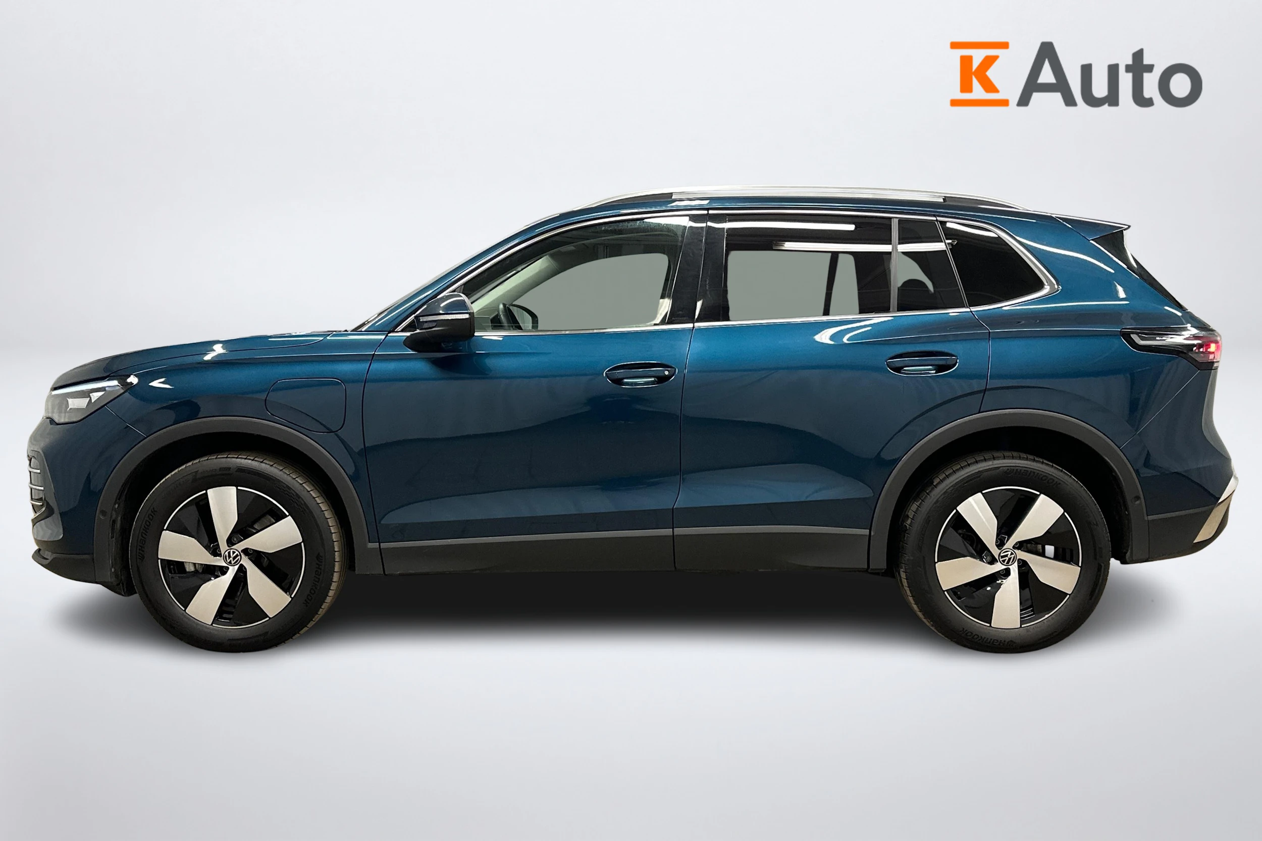 sininen Volkswagen Tiguan 2025 kuva 7.