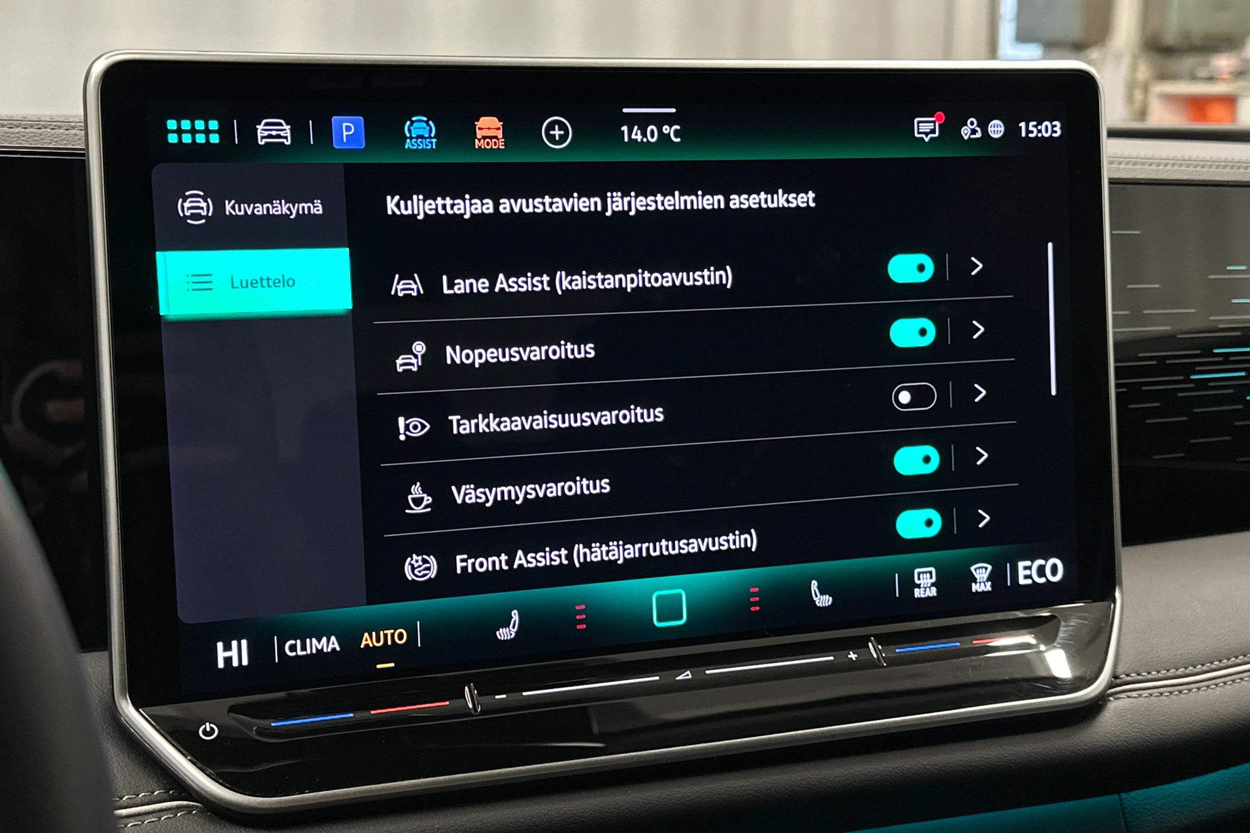 sininen Volkswagen Tiguan 2025 kuva 31.