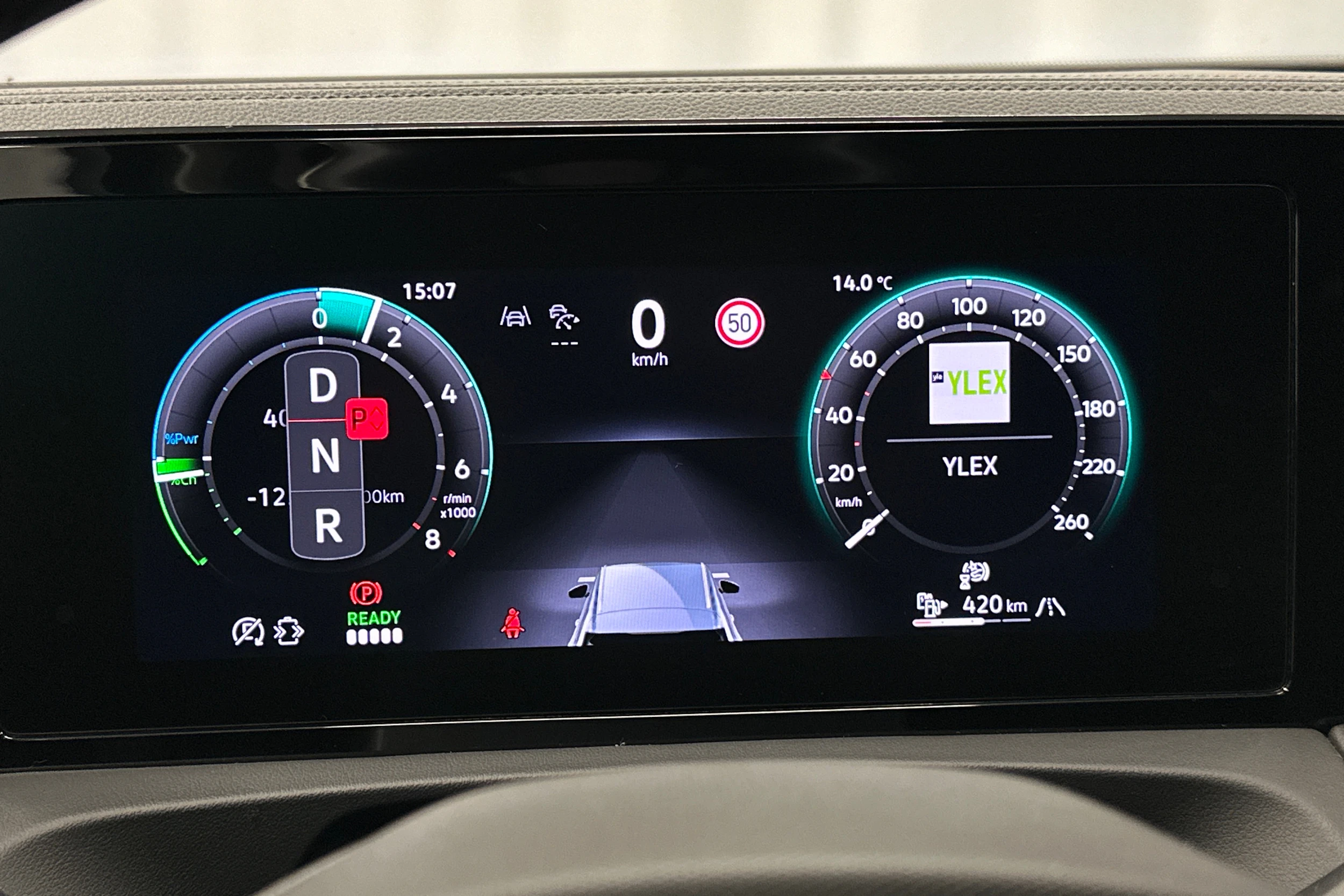sininen Volkswagen Tiguan 2025 kuva 39.