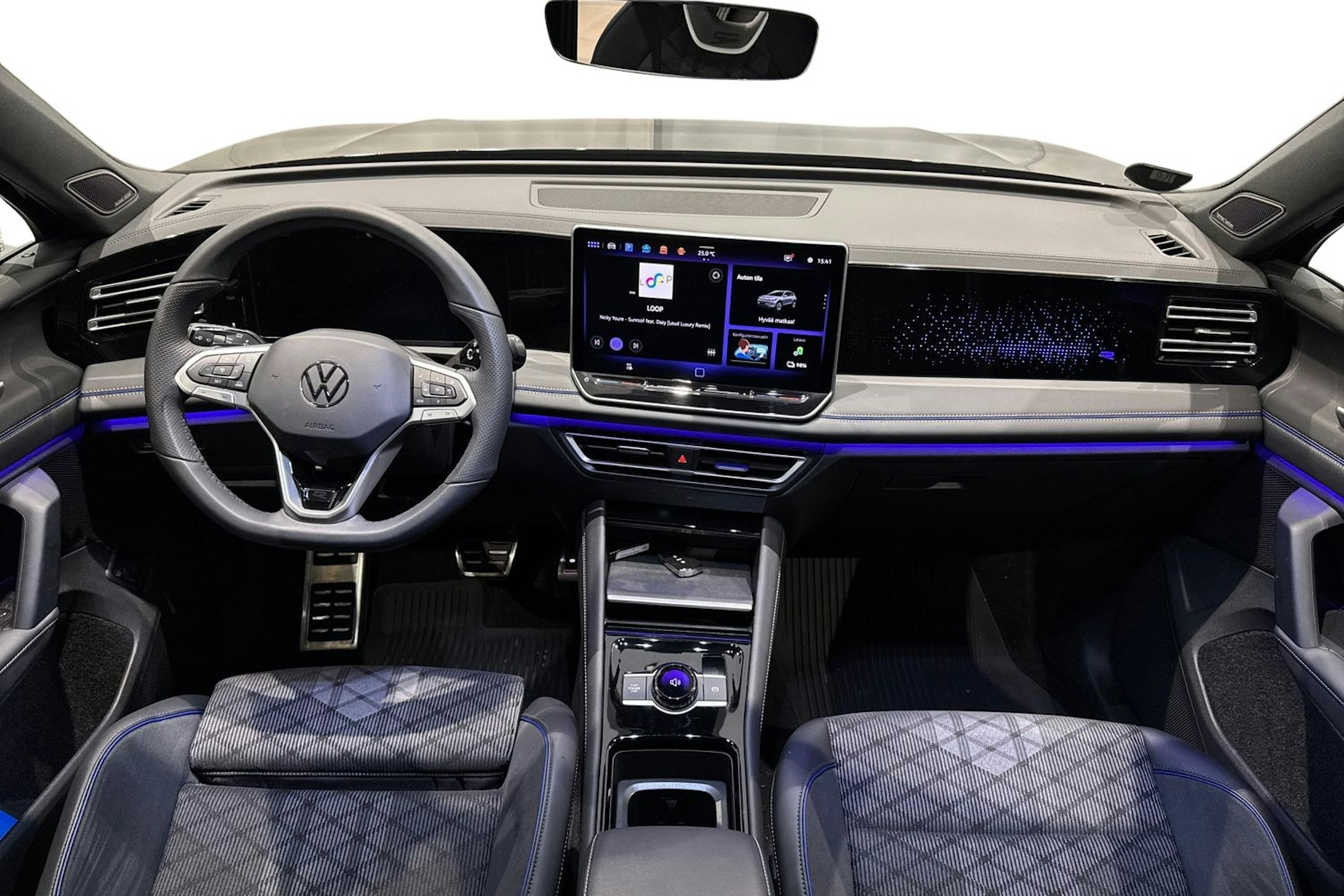 met. musta Volkswagen Tiguan 2025 kuva 7.