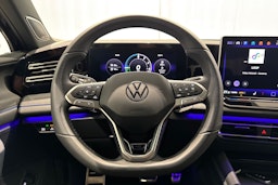 met. musta Volkswagen Tiguan 2025 kuva 15.