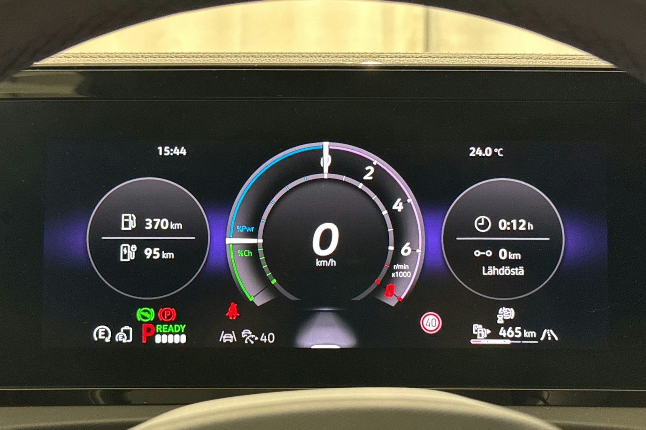 met. musta Volkswagen Tiguan 2025 kuva 16.