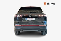 oranssi Volkswagen Tiguan 2025 kuva 3.
