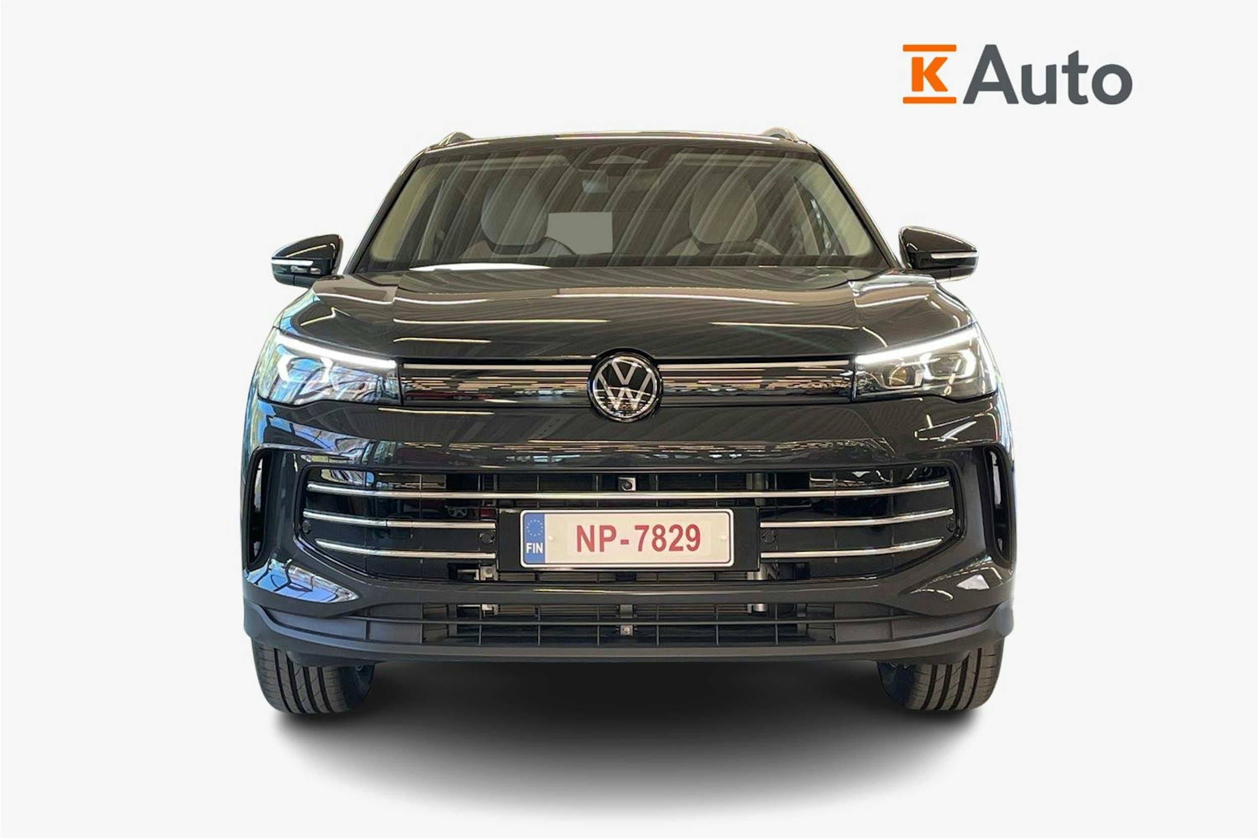 oranssi Volkswagen Tiguan 2025 kuva 4.