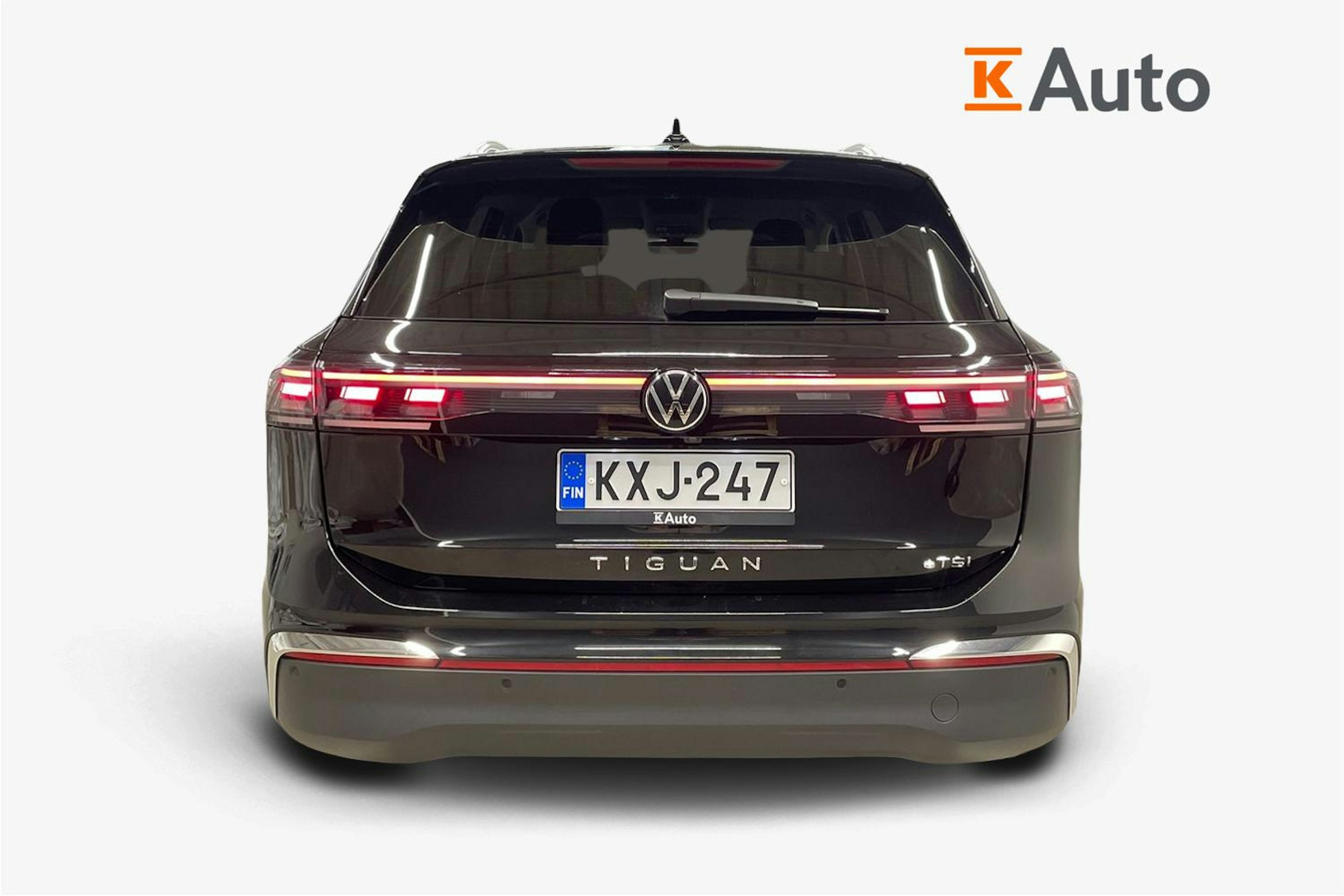 musta Volkswagen Tiguan 2025 kuva 3.