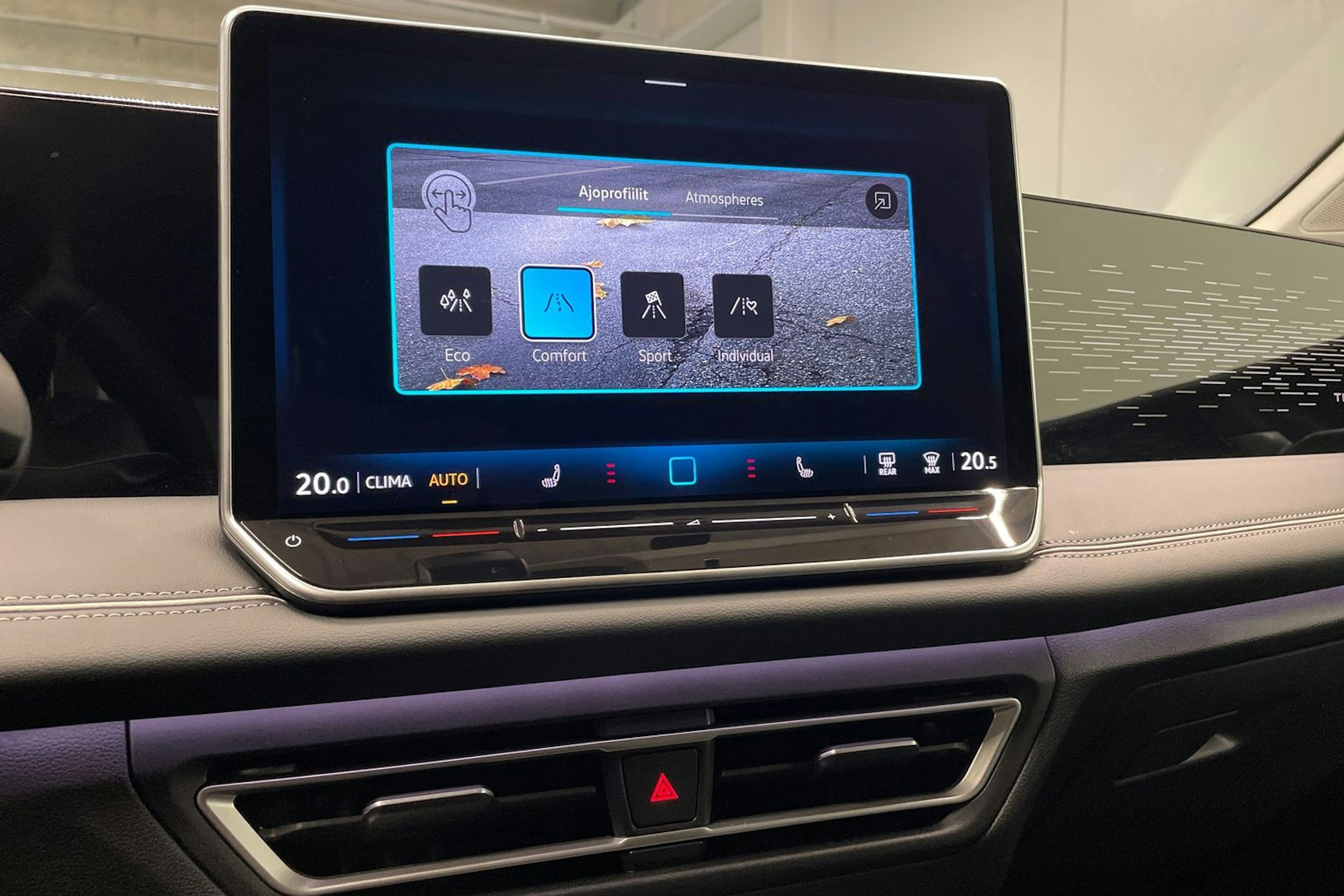 musta Volkswagen Tiguan 2025 kuva 17.
