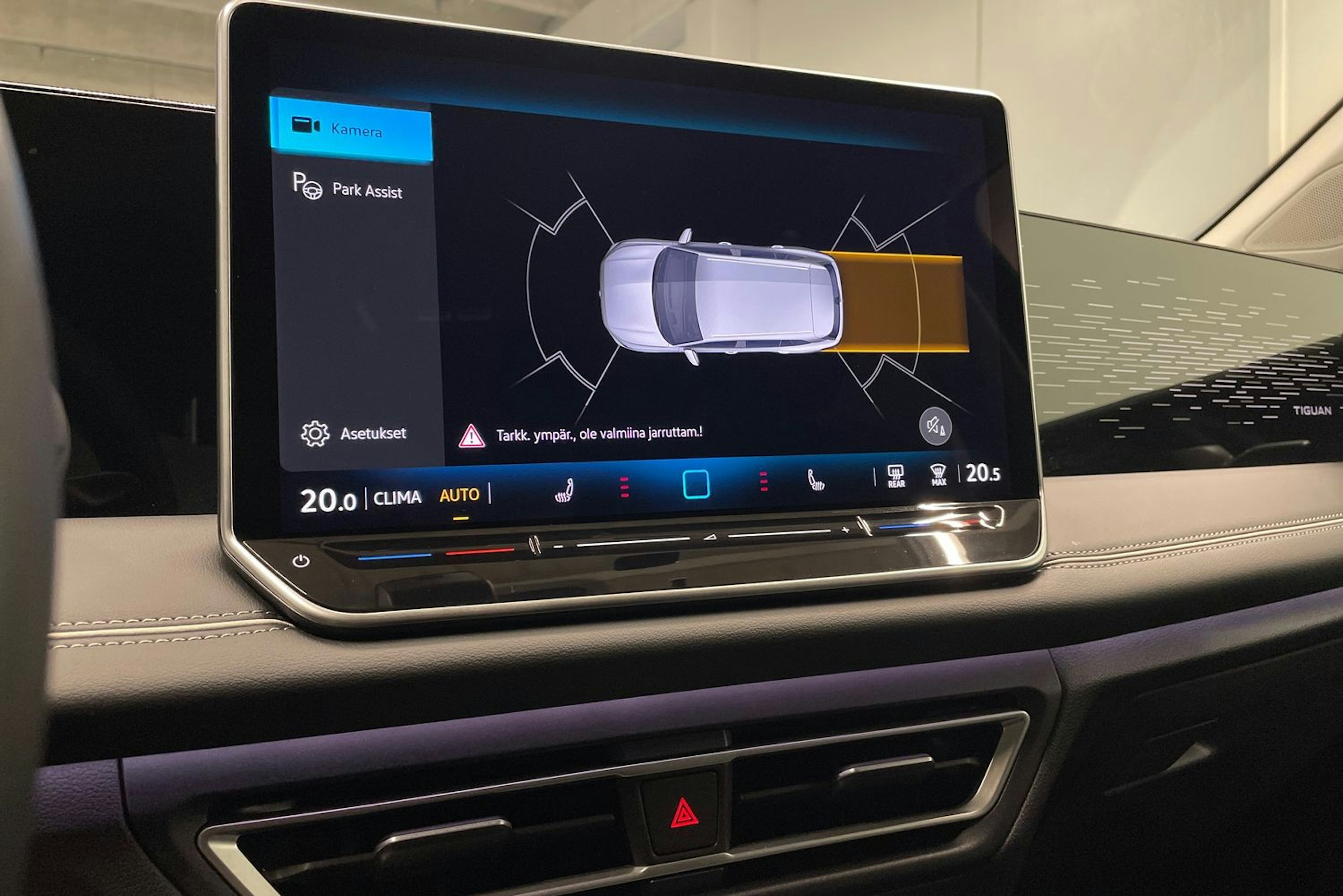 musta Volkswagen Tiguan 2025 kuva 18.