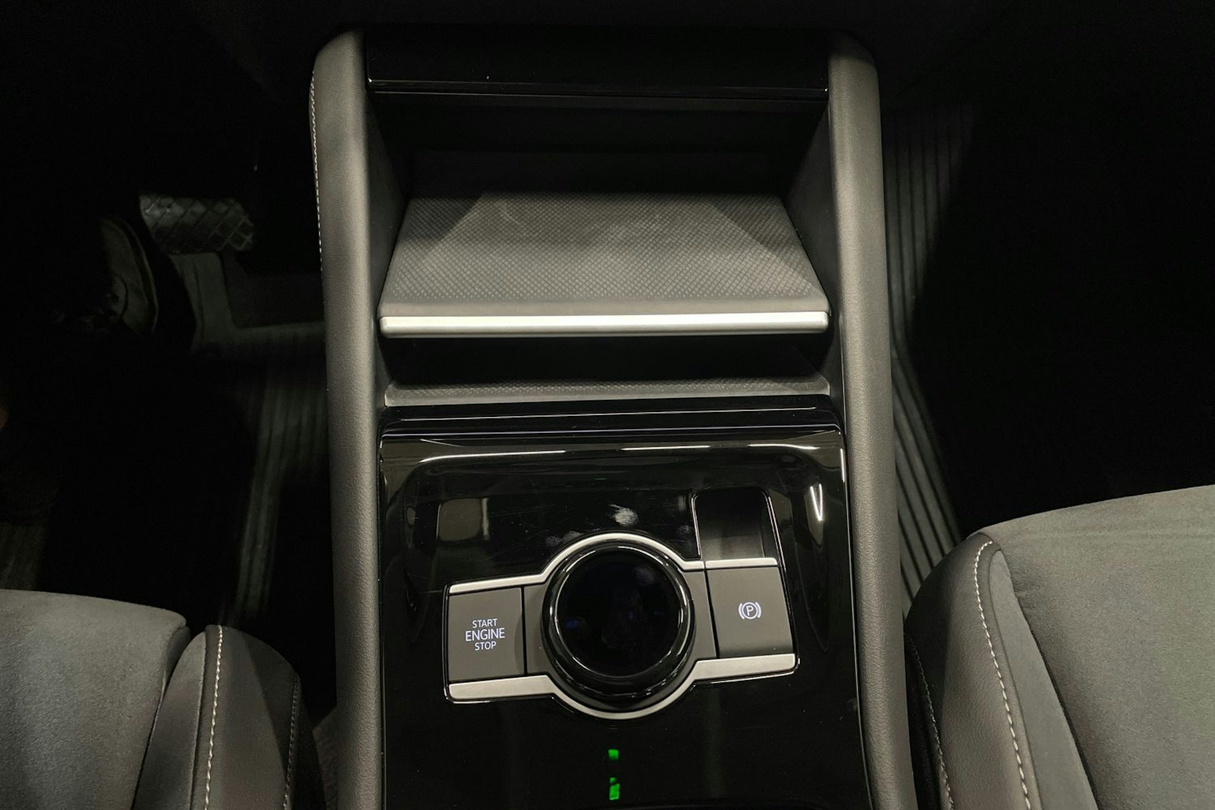 musta Volkswagen Tiguan 2025 kuva 19.